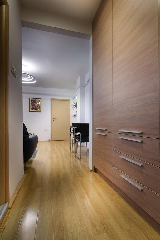 Skopje Deluxe Apartments Luaran gambar